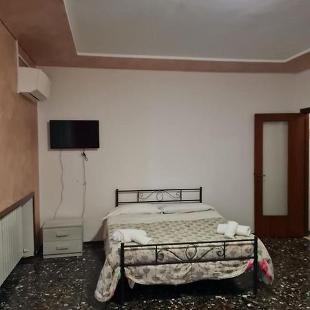 Hotel Landlady Airport Orio Bergamo Ida Orio al Serio Exteriér fotografie