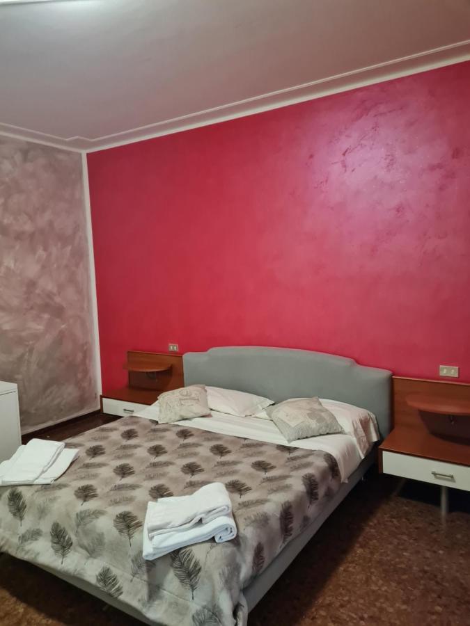 Hotel Landlady Airport Orio Bergamo Ida Orio al Serio Exteriér fotografie
