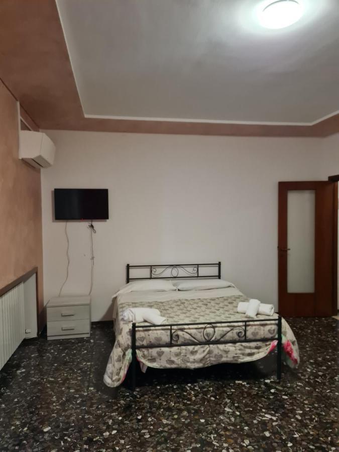Hotel Landlady Airport Orio Bergamo Ida Orio al Serio Exteriér fotografie